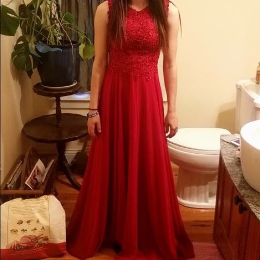 Red prom dress (long)